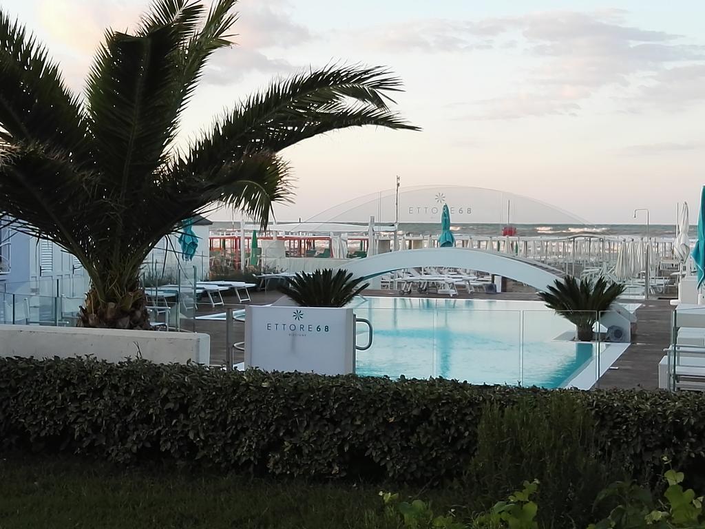 Hotel Desire' Riccione Exterior foto