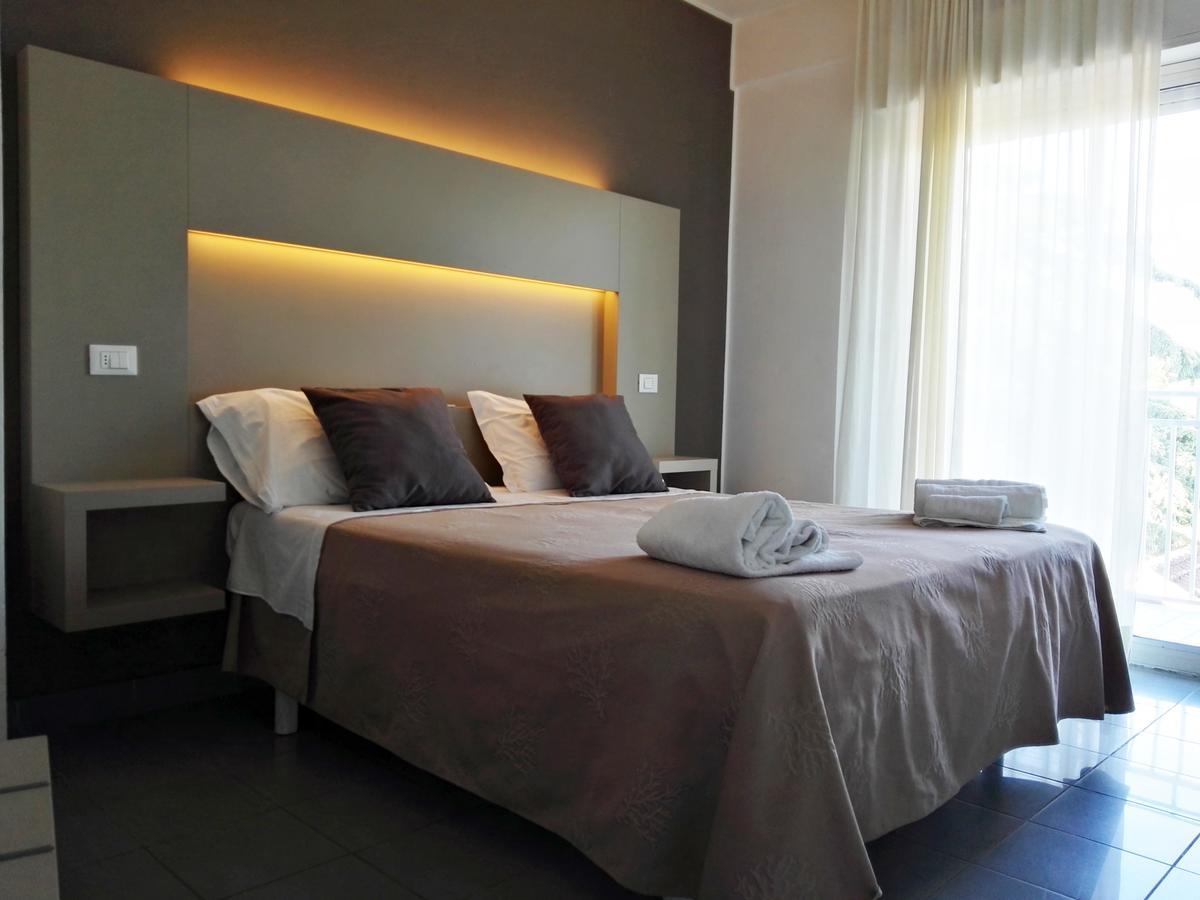 Hotel Desire' Riccione Exterior foto